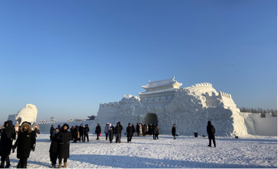 ������̫ƽ�ر�ѩ��ʳ�����R����̫ƽ��30�fƽ���׏V韈����c��Ȼ�����YԴ����7.5�f�����ױ�ѩ���@��