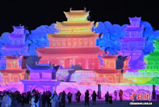 12��26���������L��ɽ��ѩ��桰�����m����ʽ������������ �z