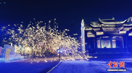 �����д����ϵ���Ļ��w��������ʯ���� �z