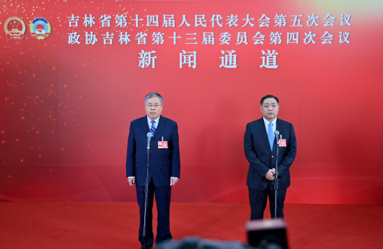 1��26���������f(xi��)����ʡ��ʮ����ί�T�����ĴΕ��hί�Tͨ���ϣ��ބ���(��һ)�ش�ӛ���ᆖ�� ���� �z