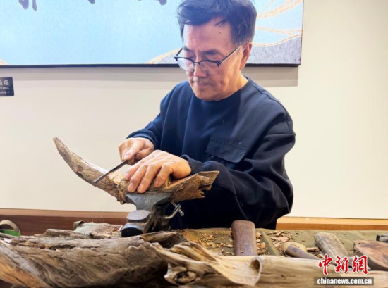 �s�����ڄ�(chu��ng)�������n�� �z