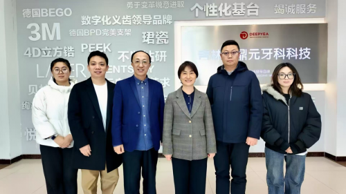 調(diào)研活動(dòng)集體合影 調(diào)研活動(dòng)集體合影