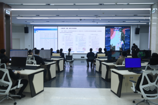 �������v�����@��I(y��)���˽�Ϳս�(j��ng)���l(f��)չ�����P(gu��n)������