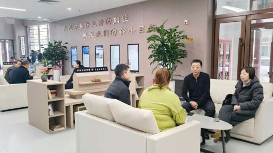 ����ì�ܼm���ҾC�����ġ������ڳɞ�Խ��Խ������^(q��)����ă�(y��u)�x��